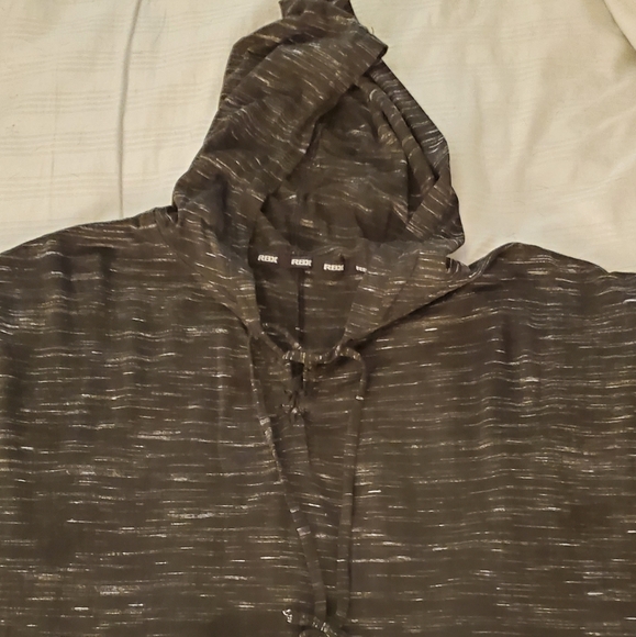 Reebok hooded heather grey t-shirt with pouch - Picture 3 of 7